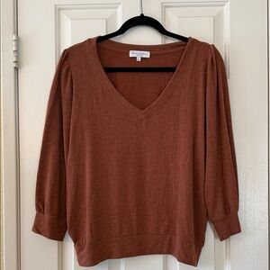 Michael Stars  Rust V-Neck lightweight knit top size XL